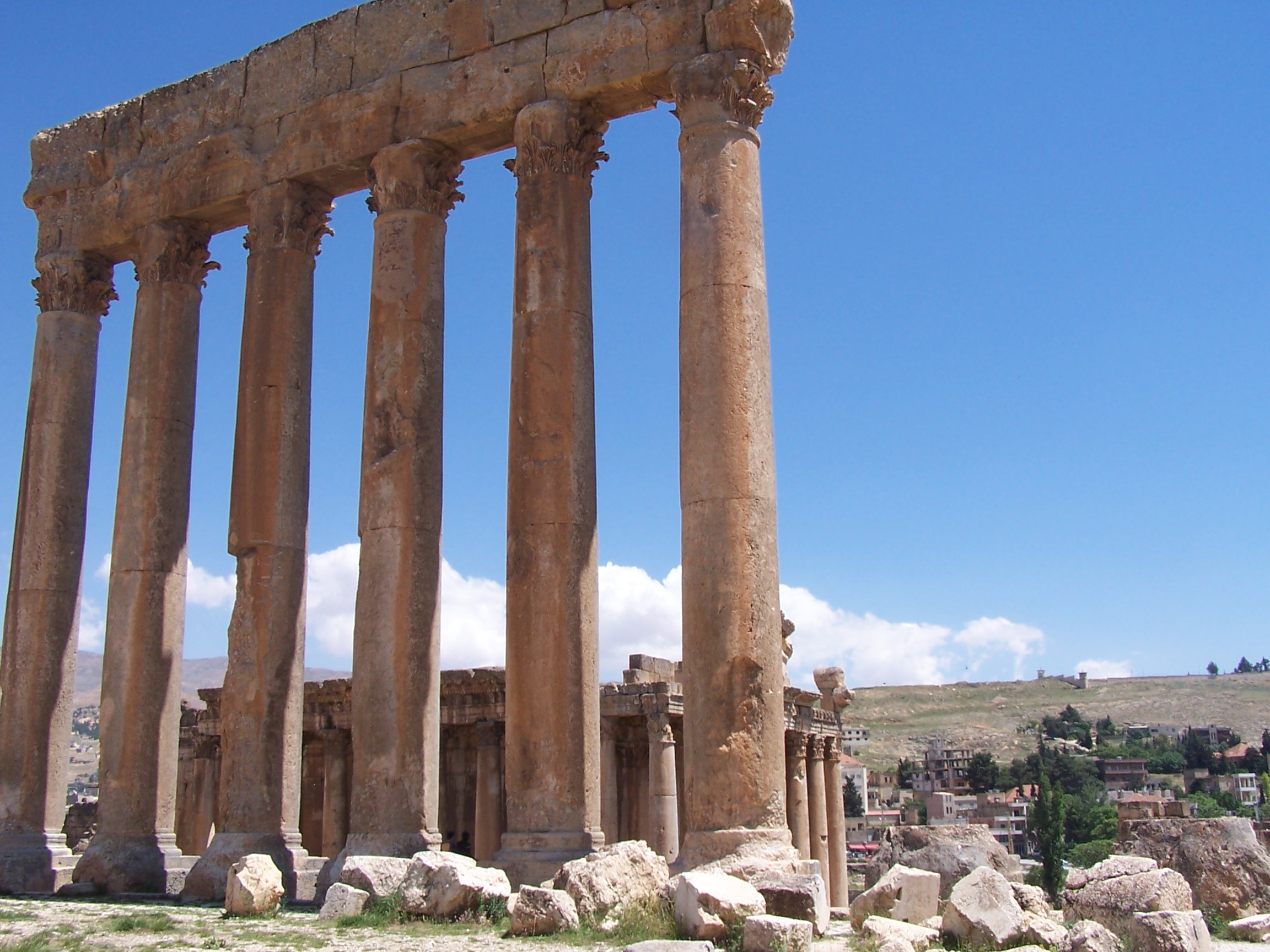 Temple of Jupiter, 20m high columns