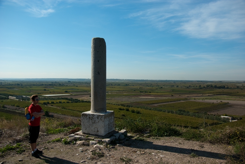 A commemorative column which overlooks the battlefield at Cannae